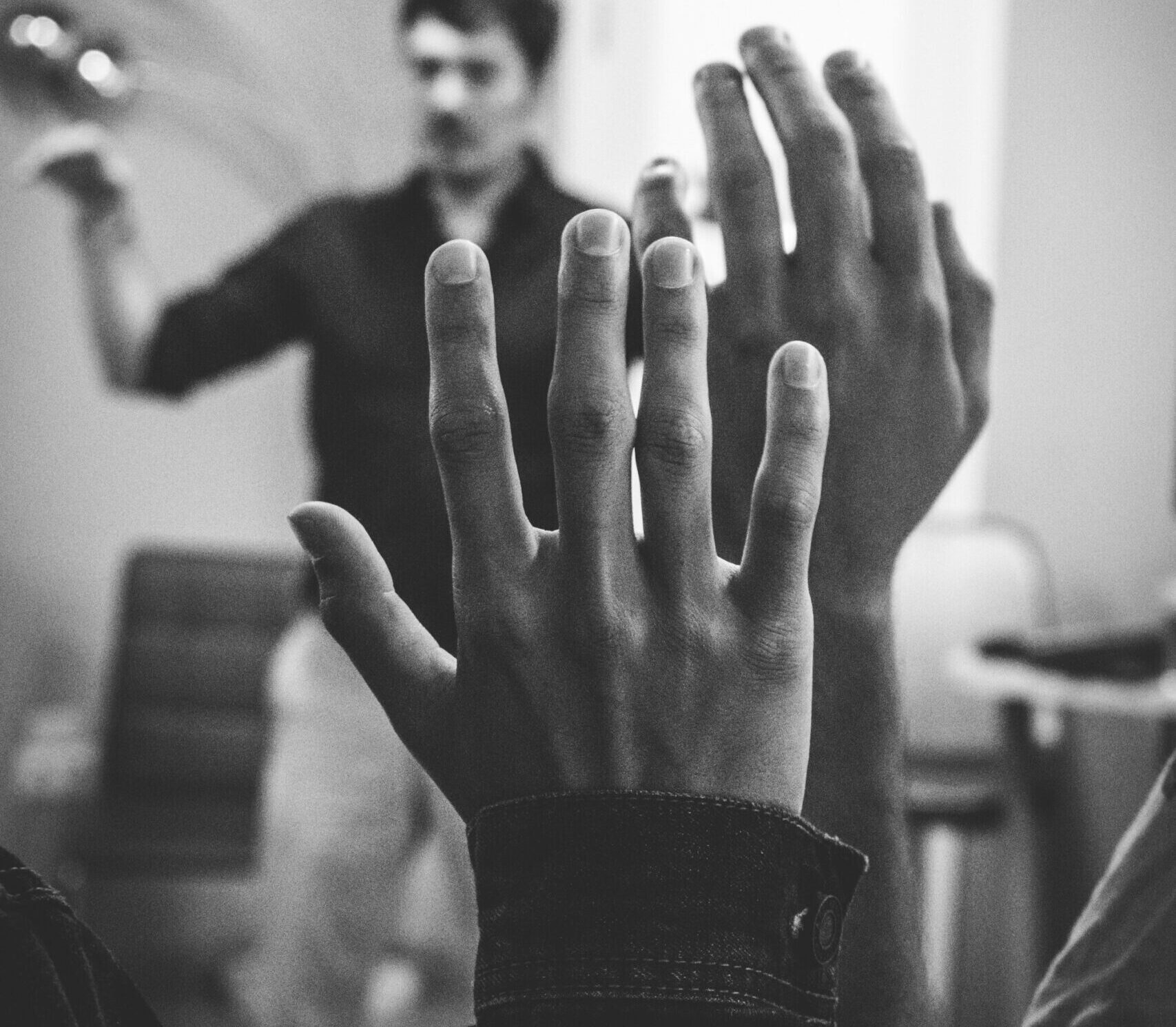 artem-maltsev-0CvHQ62gwY8-unsplash